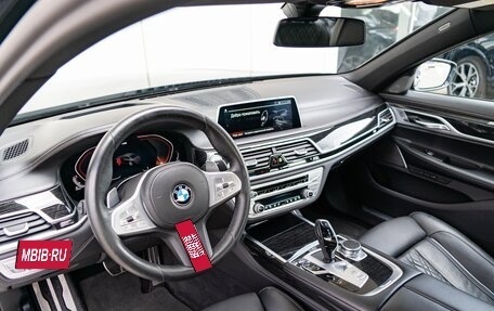 BMW 7 серия, 2020 год, 6 190 000 рублей, 9 фотография