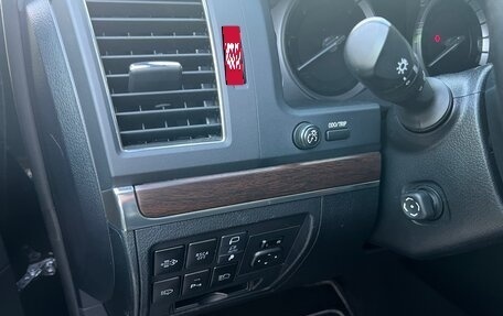 Toyota Land Cruiser 200, 2019 год, 7 700 000 рублей, 9 фотография