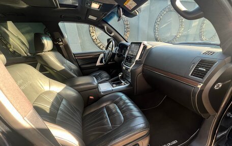 Toyota Land Cruiser 200, 2019 год, 7 700 000 рублей, 11 фотография