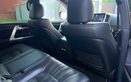 Toyota Land Cruiser 200, 2019 год, 7 700 000 рублей, 15 фотография