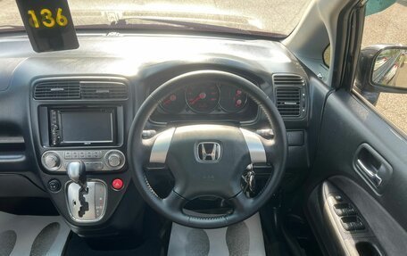 Honda Stream I рестайлинг, 2004 год, 699 000 рублей, 20 фотография