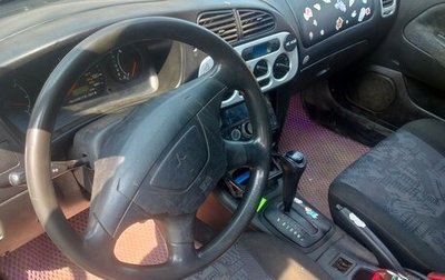 Mitsubishi Mirage VI рестайлинг, 2002 год, 100 000 рублей, 1 фотография