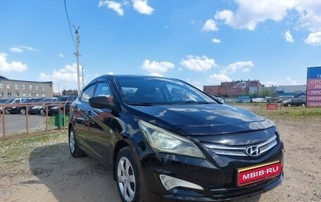 Hyundai Solaris II рестайлинг, 2015 год, 779 000 рублей, 1 фотография