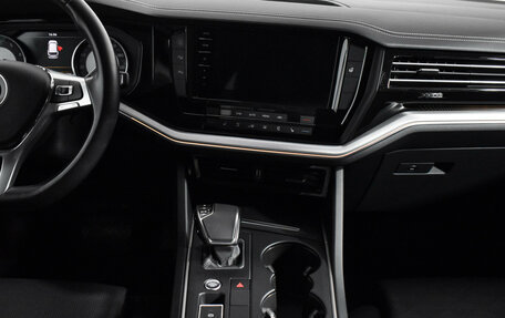 Volkswagen Touareg III, 2019 год, 4 899 000 рублей, 14 фотография