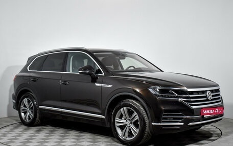 Volkswagen Touareg III, 2019 год, 4 899 000 рублей, 3 фотография