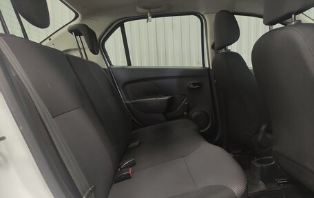 Renault Logan II, 2020 год, 700 000 рублей, 10 фотография