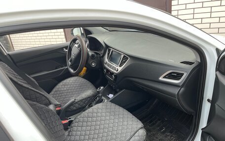 Hyundai Solaris II рестайлинг, 2019 год, 1 600 000 рублей, 13 фотография