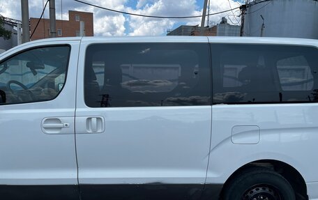 Hyundai Grand Starex Grand Starex I рестайлинг 2, 2019 год, 1 800 000 рублей, 3 фотография