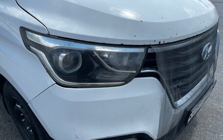 Hyundai Grand Starex Grand Starex I рестайлинг 2, 2019 год, 1 800 000 рублей, 7 фотография