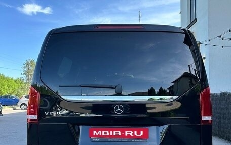 Mercedes-Benz V-Класс, 2022 год, 8 900 000 рублей, 9 фотография