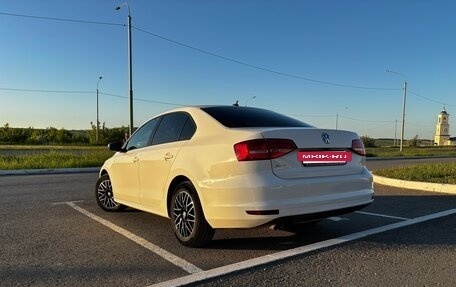 Volkswagen Jetta VI, 2015 год, 1 209 000 рублей, 3 фотография