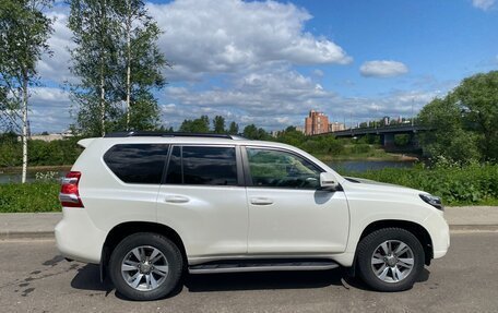 Toyota Land Cruiser Prado 150 рестайлинг 2, 2014 год, 3 400 000 рублей, 5 фотография