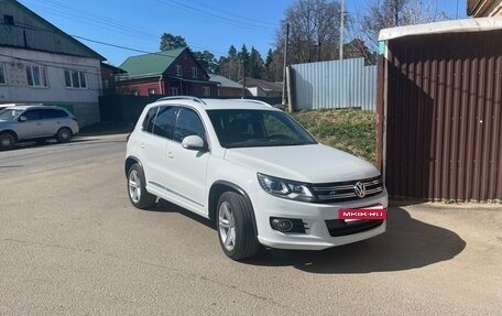 Volkswagen Tiguan I, 2015 год, 2 600 000 рублей, 3 фотография