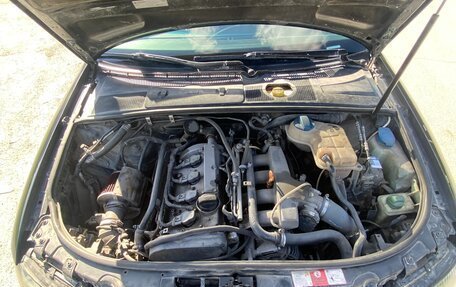 Audi A4, 2002 год, 600 000 рублей, 2 фотография