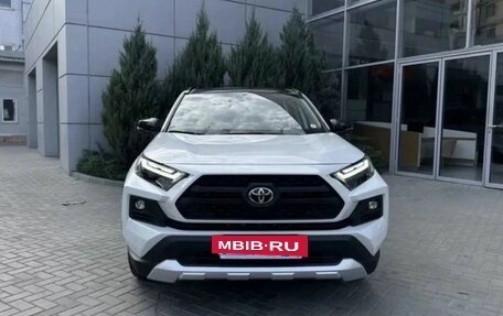Toyota RAV4, 2025 год, 4 800 000 рублей, 2 фотография