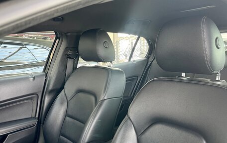 Mercedes-Benz GLA, 2019 год, 2 750 000 рублей, 13 фотография