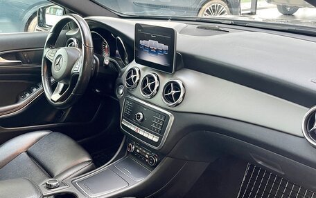 Mercedes-Benz GLA, 2019 год, 2 750 000 рублей, 19 фотография