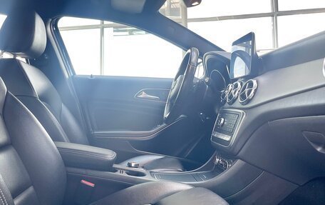 Mercedes-Benz GLA, 2019 год, 2 750 000 рублей, 18 фотография