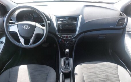 Hyundai Solaris II рестайлинг, 2015 год, 779 000 рублей, 16 фотография