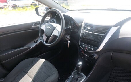 Hyundai Solaris II рестайлинг, 2015 год, 779 000 рублей, 24 фотография