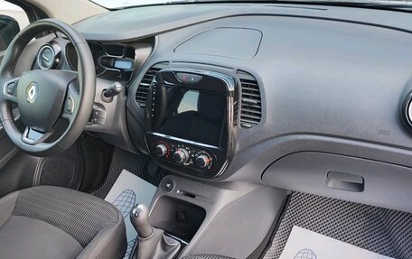 Renault Kaptur I рестайлинг, 2018 год, 1 450 000 рублей, 8 фотография