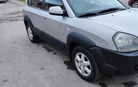 Hyundai Tucson III, 2004 год, 610 000 рублей, 2 фотография