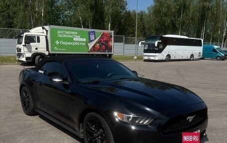 Ford Mustang VI рестайлинг, 2017 год, 3 200 000 рублей, 2 фотография