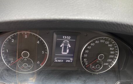 Volkswagen Multivan T5, 2011 год, 2 200 000 рублей, 10 фотография