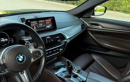 BMW 5 серия, 2018 год, 4 800 000 рублей, 9 фотография