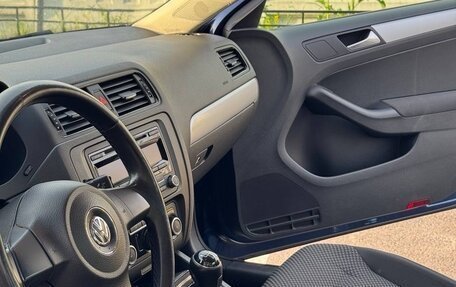 Volkswagen Jetta VI, 2012 год, 1 150 000 рублей, 16 фотография