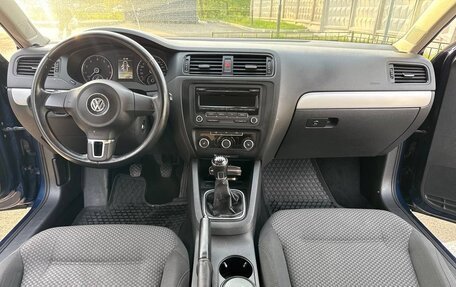 Volkswagen Jetta VI, 2012 год, 1 150 000 рублей, 14 фотография