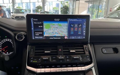 Toyota Land Cruiser, 2024 год, 13 589 000 рублей, 13 фотография