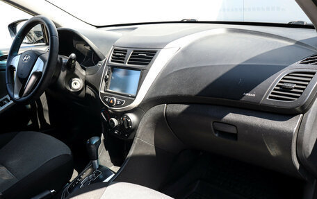 Hyundai Solaris II рестайлинг, 2011 год, 675 000 рублей, 9 фотография