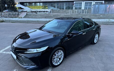 Toyota Camry, 2020 год, 3 700 000 рублей, 1 фотография