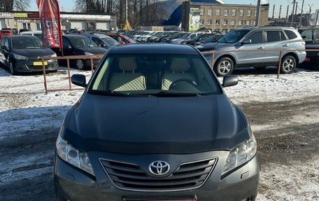 Toyota Camry, 2007 год, 879 000 рублей, 2 фотография