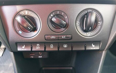 Skoda Rapid I, 2017 год, 1 099 000 рублей, 34 фотография