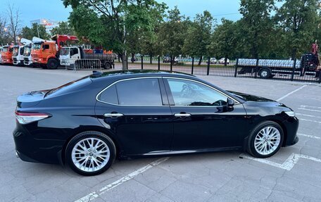Toyota Camry, 2020 год, 3 700 000 рублей, 6 фотография