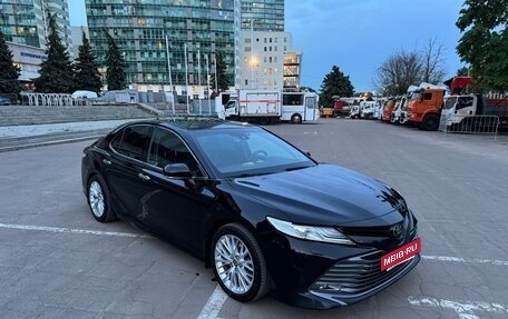 Toyota Camry, 2020 год, 3 700 000 рублей, 7 фотография