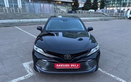 Toyota Camry, 2020 год, 3 700 000 рублей, 8 фотография