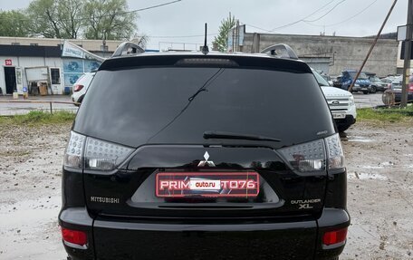 Mitsubishi Outlander III рестайлинг 3, 2011 год, 899 000 рублей, 6 фотография