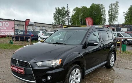 Mitsubishi Outlander III рестайлинг 3, 2011 год, 899 000 рублей, 23 фотография