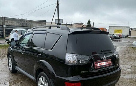 Mitsubishi Outlander III рестайлинг 3, 2011 год, 899 000 рублей, 24 фотография