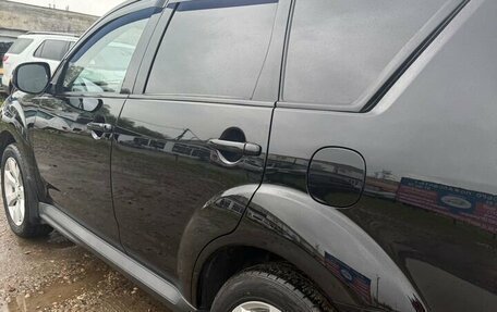 Mitsubishi Outlander III рестайлинг 3, 2011 год, 899 000 рублей, 33 фотография