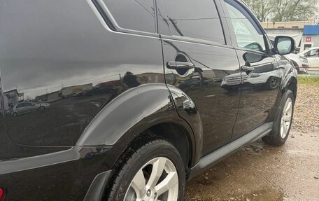 Mitsubishi Outlander III рестайлинг 3, 2011 год, 899 000 рублей, 30 фотография