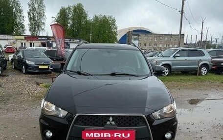 Mitsubishi Outlander III рестайлинг 3, 2011 год, 899 000 рублей, 22 фотография