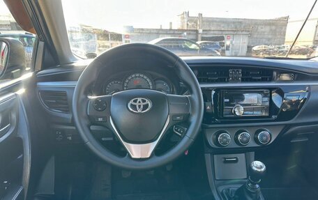 Toyota Corolla, 2014 год, 1 299 000 рублей, 16 фотография
