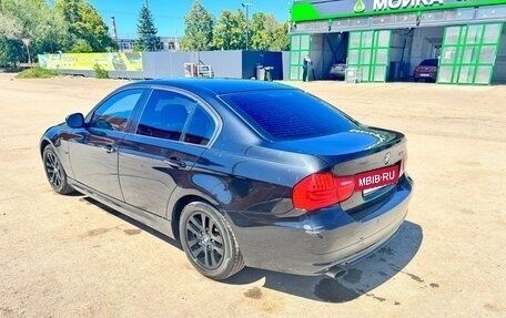 BMW 3 серия, 2011 год, 1 110 000 рублей, 12 фотография