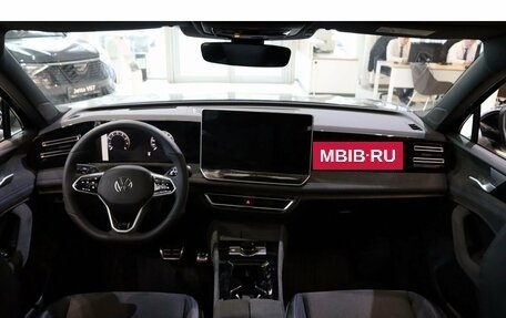 Volkswagen Tiguan, 2024 год, 5 040 000 рублей, 10 фотография