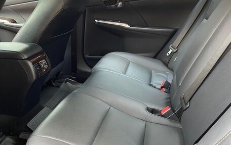 Toyota Camry, 2018 год, 2 300 000 рублей, 5 фотография