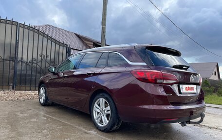 Opel Astra K, 2018 год, 1 420 000 рублей, 2 фотография